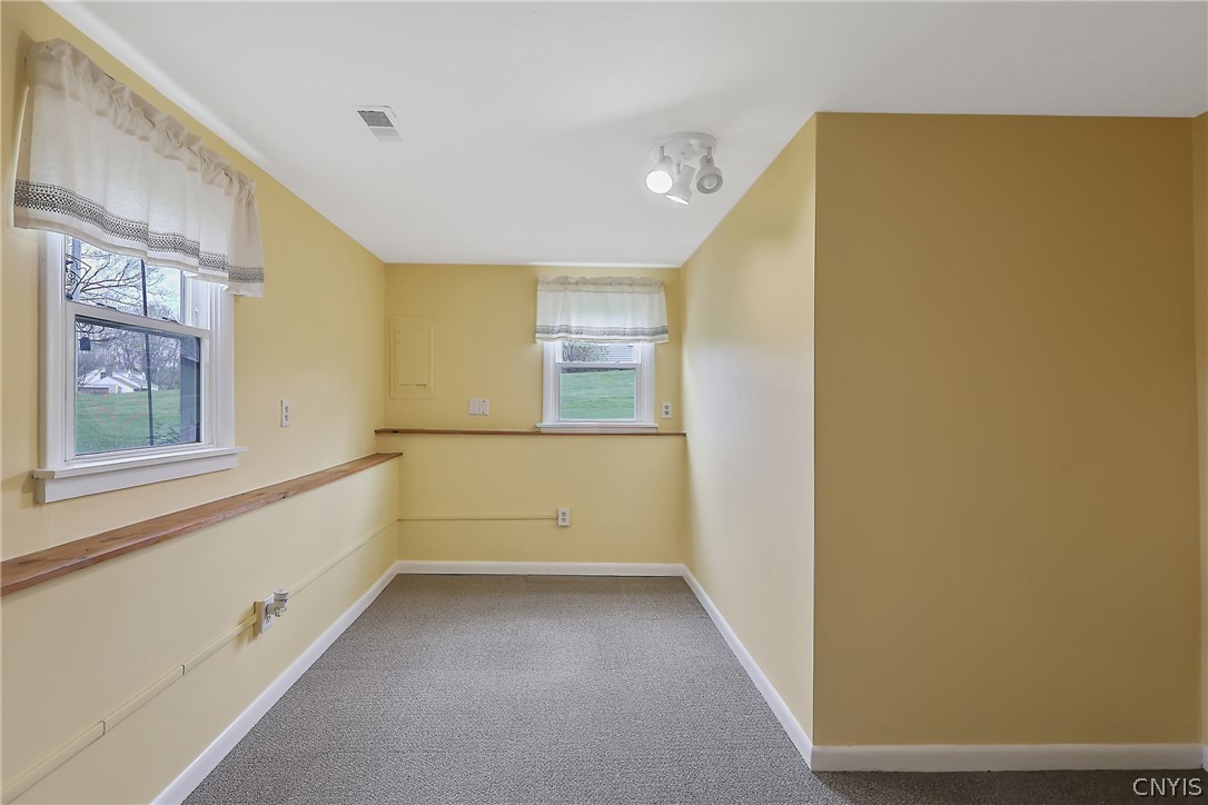 3194 Howlett Hill Road Onondaga, NY 13031 - Photo 21 of 33