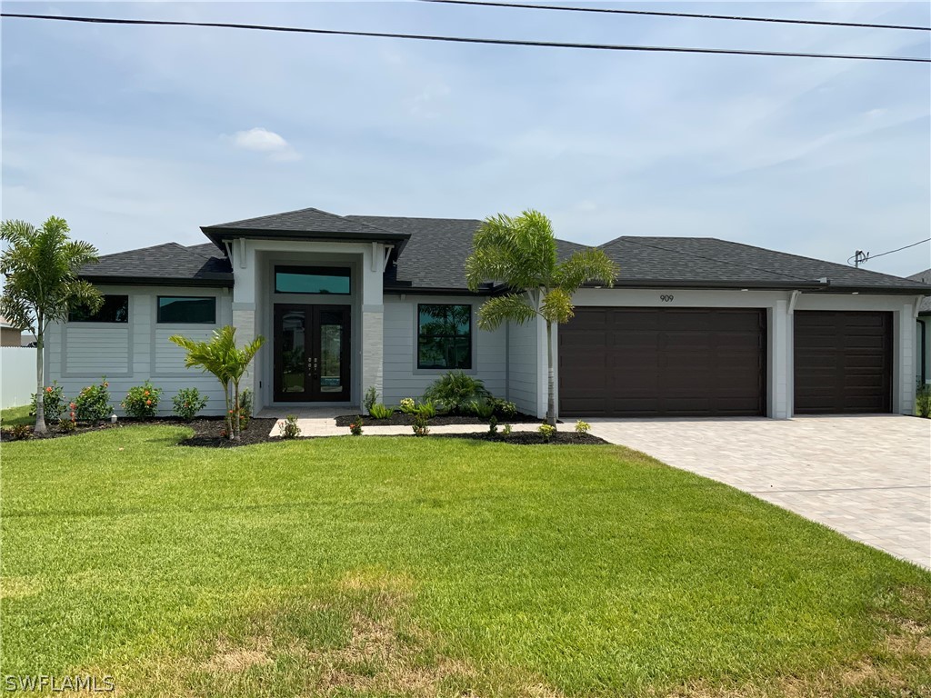 909 Northeast 11th Ter