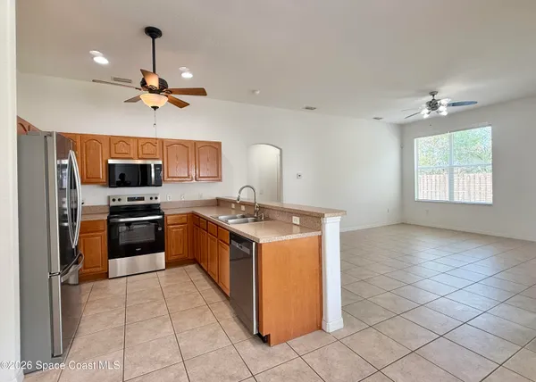 $2,500 | 3145 Soft Breeze Circle, Melbourne, FL 32904