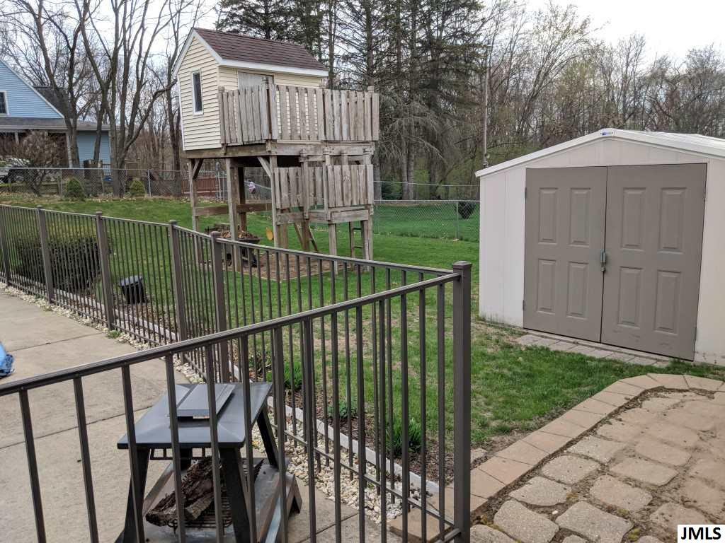 1221 Rockefeller Drive Jackson, MI 49203 - Photo 32 of 36 Photo 32