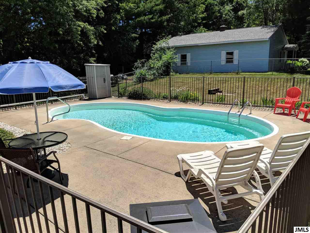1221 Rockefeller Drive Jackson, MI 49203 - Photo 33 of 36 Photo 33