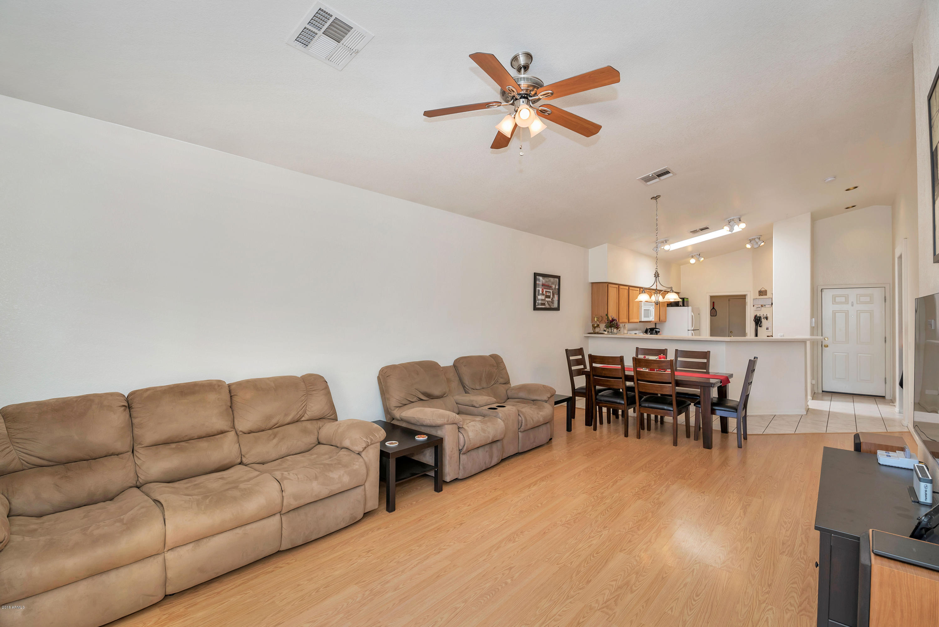 643 West Colt Road Chandler, AZ 85225 - Photo 3 of 21 DLB_7991