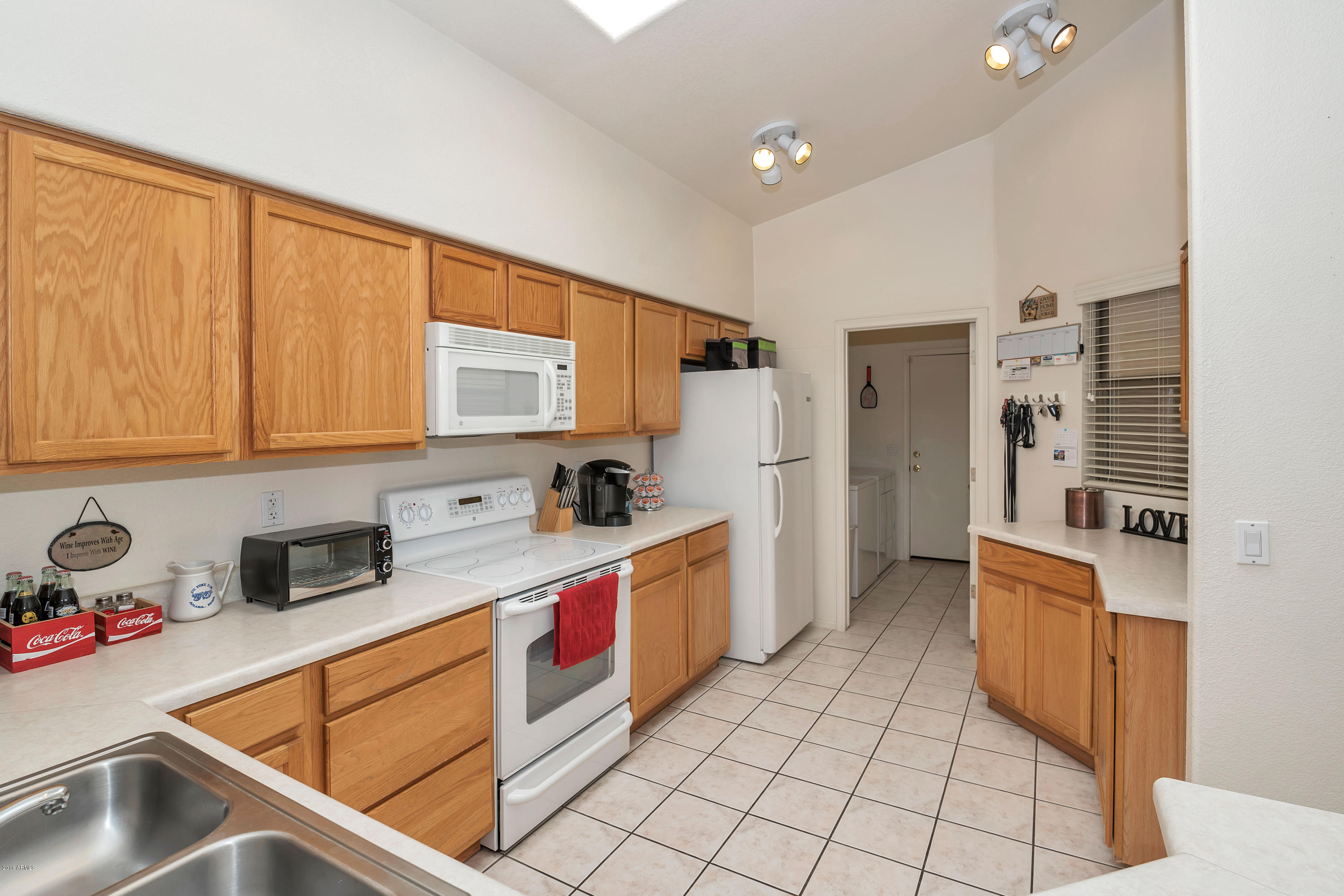 643 West Colt Road Chandler, AZ 85225 - Photo 8 of 21 DLB_7998