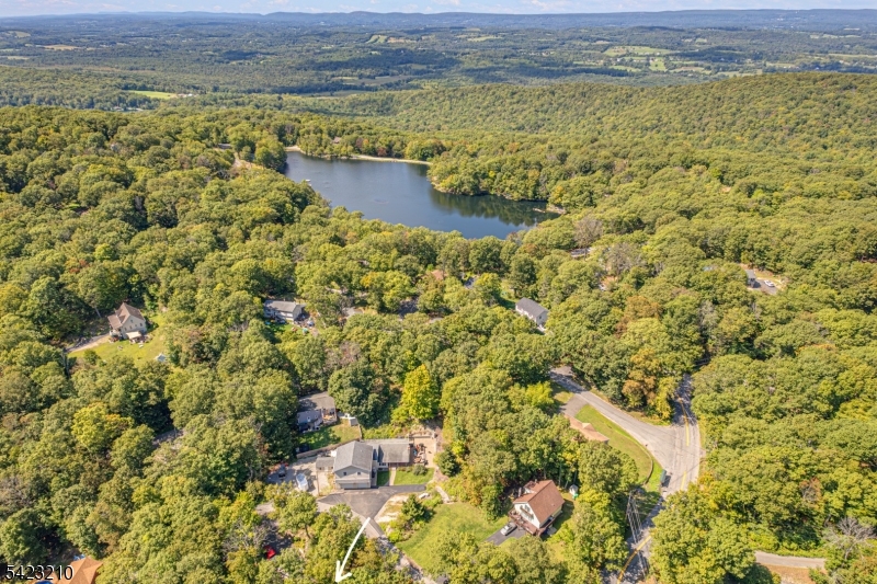 7 Split Rock Lane Vernon, NJ 07461 - Photo 2 of 8 a view of a city with an ocean beach