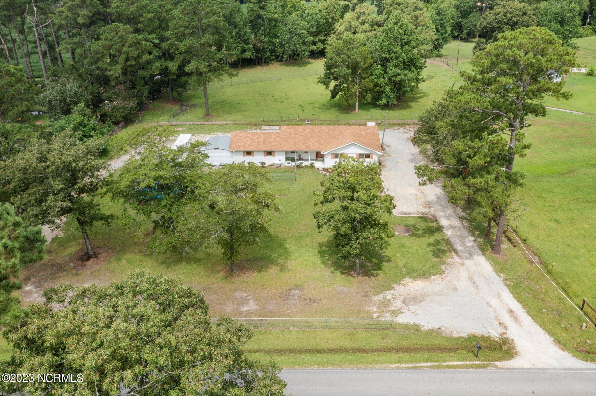 1301 Old Maplehurst Road Jacksonville, NC 28540 - Photo 13 of 50 13-web-or-mls-13