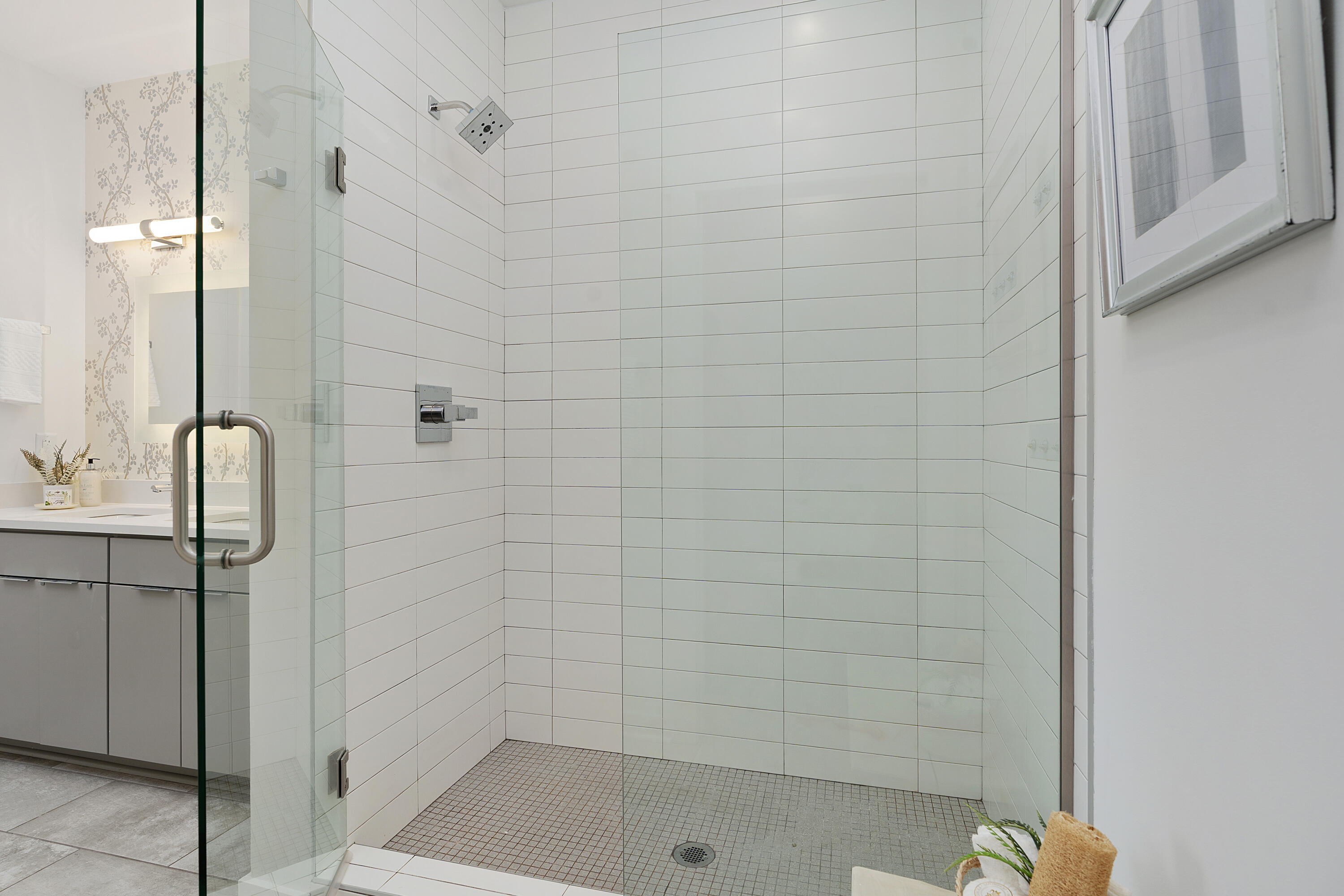 411 Fairpoint Street, Unit 306 Chattanooga, TN 37405 - Photo 17 of 47 11 - 411 Fairpoint #306 - Staged