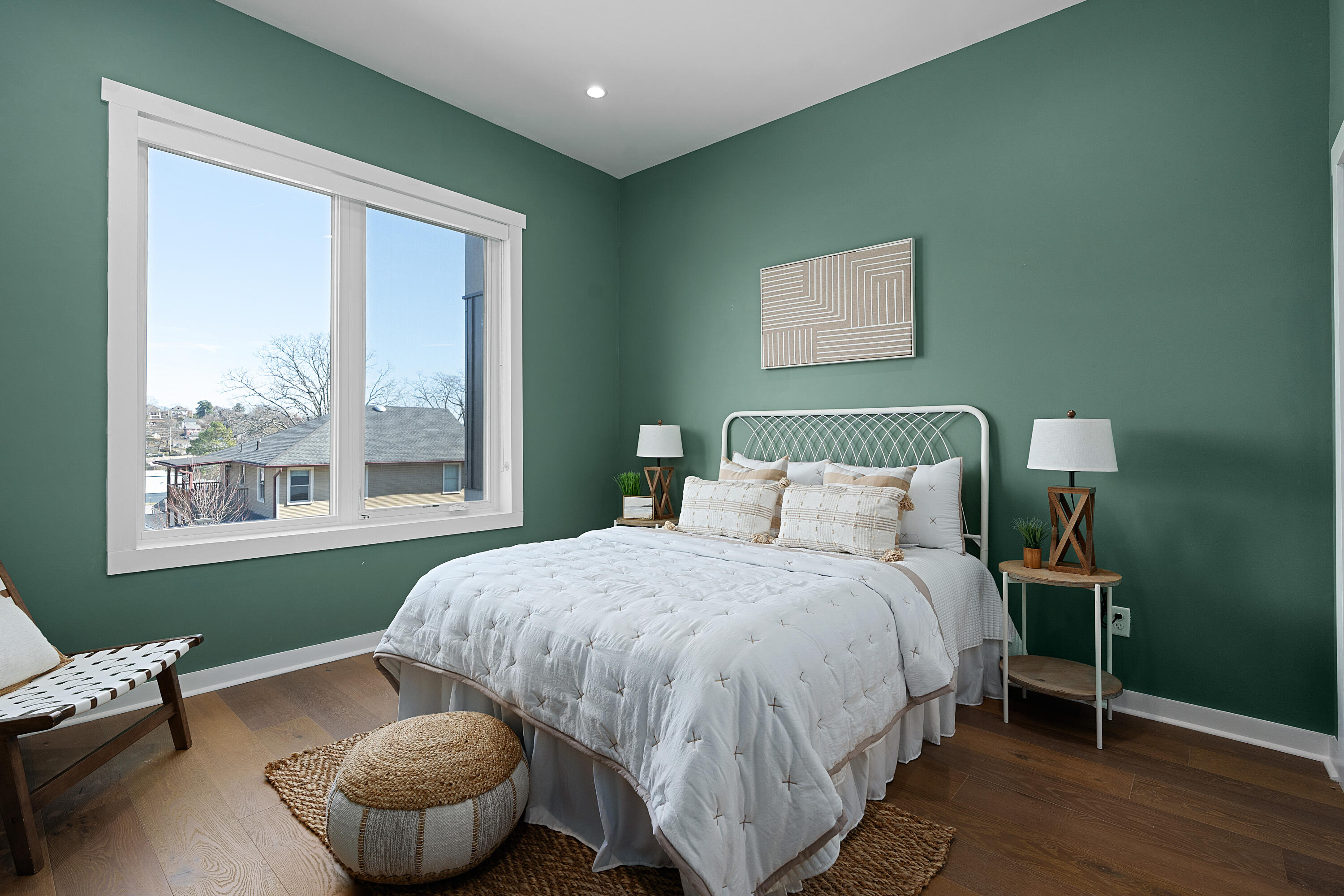 411 Fairpoint Street, Unit 306 Chattanooga, TN 37405 - Photo 19 of 47 13 - 411 Fairpoint #306 - Staged