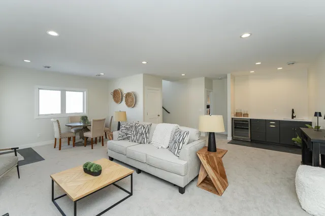 $924,900 | 6352 Paint Road Northwest, Byron, MN 55920