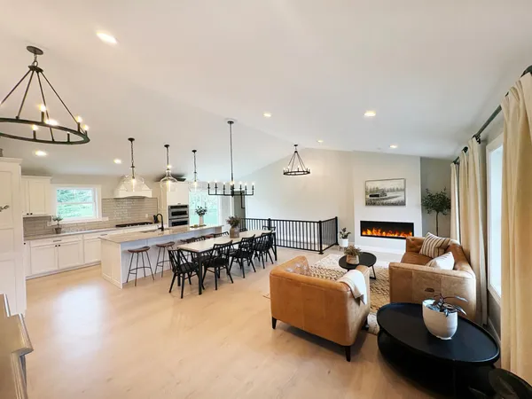 $725,000 | W6199 Fairway Drive, Spooner, WI 54801