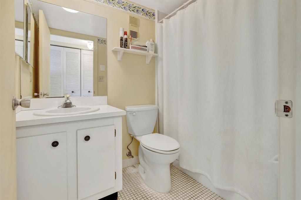 9311 Orange Grove Drive, Unit 210 Davie, FL 33324 - Photo 14 of 21