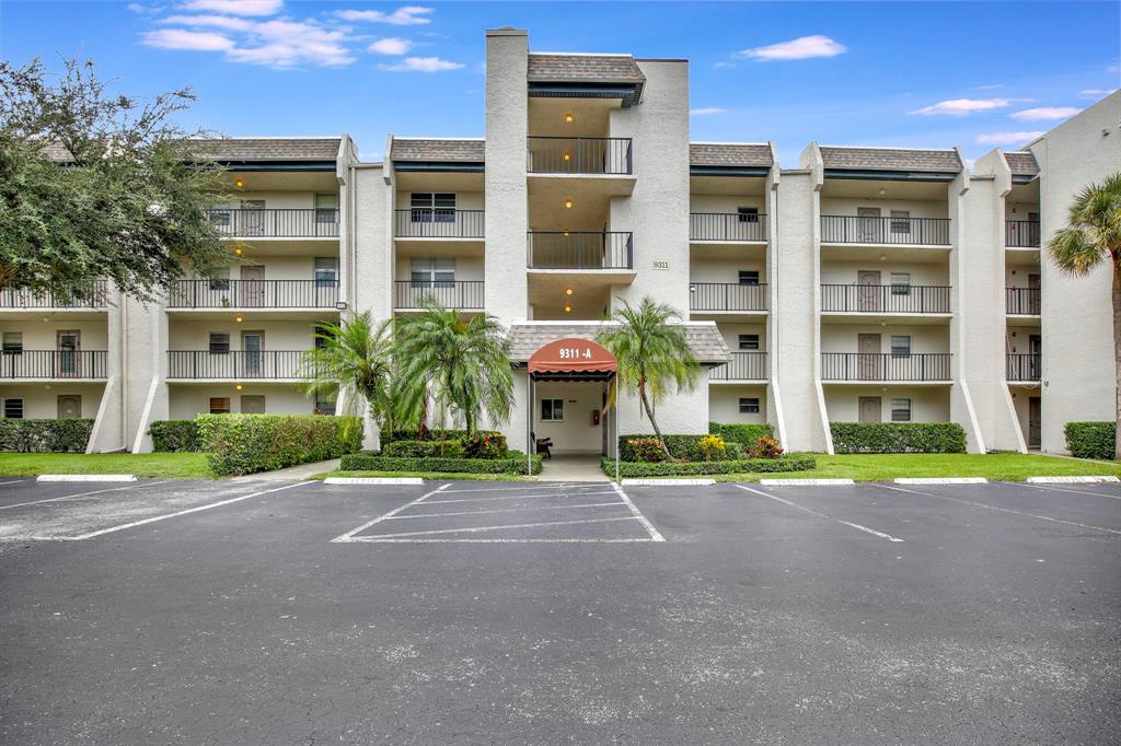 9311 Orange Grove Drive, Unit 210 Davie, FL 33324 - Photo 19 of 21