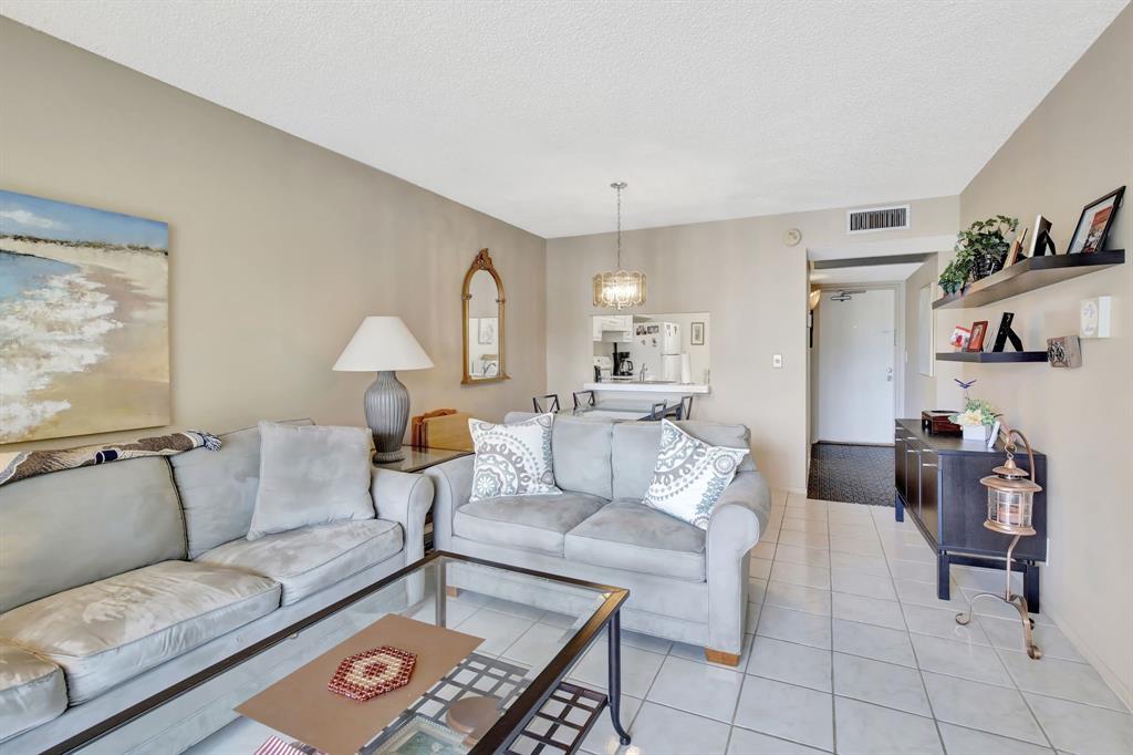 9311 Orange Grove Drive, Unit 210 Davie, FL 33324 - Photo 6 of 21