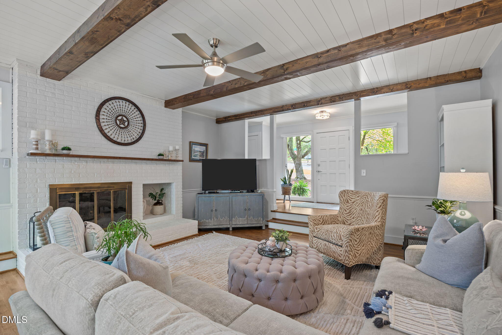 6501 Rainbow Court Raleigh, NC 27612 - Photo 6 of 41 Family Room