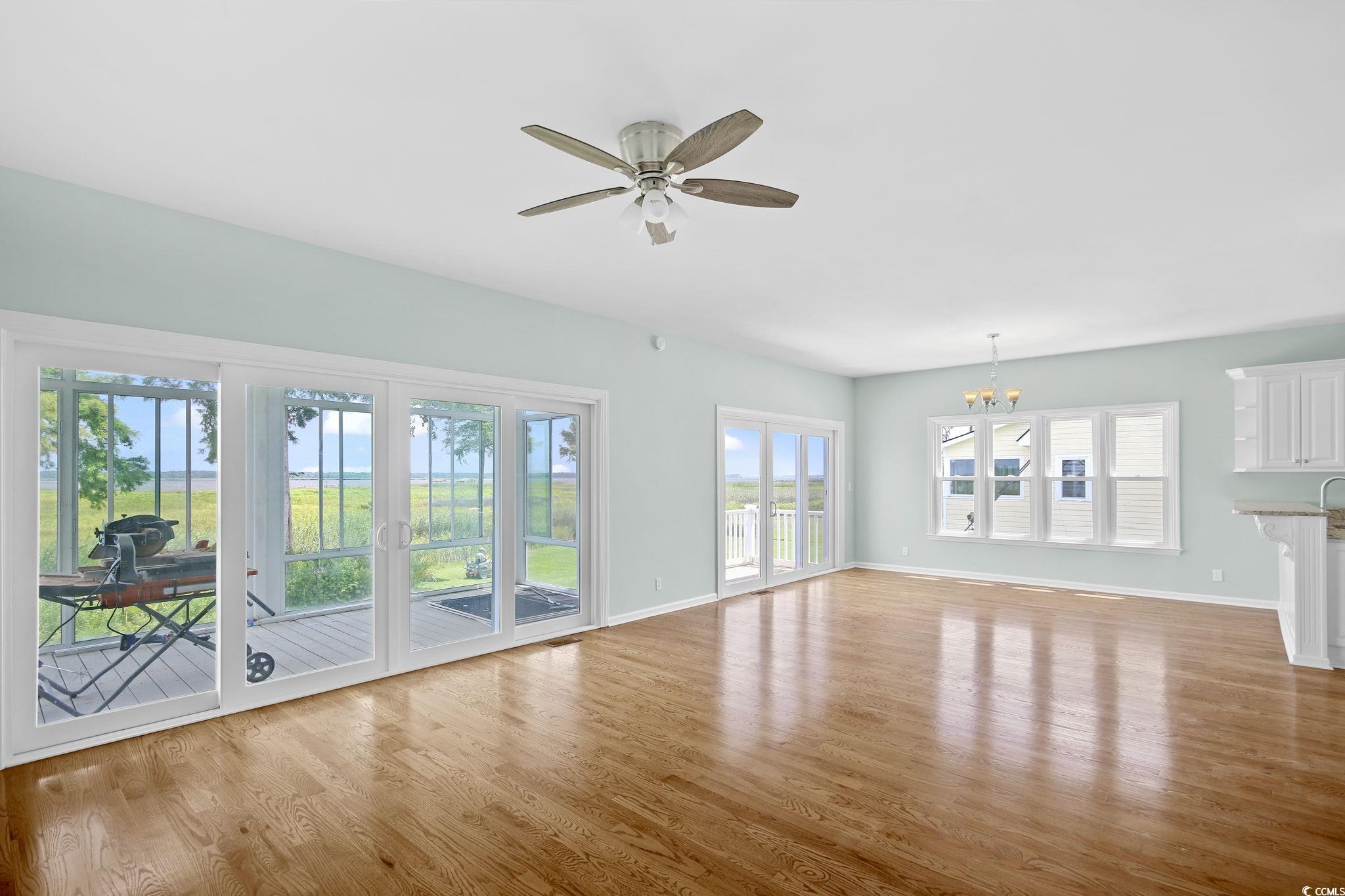 404 Sassanqua Drive Georgetown, SC 29440 - Photo 3 of 40