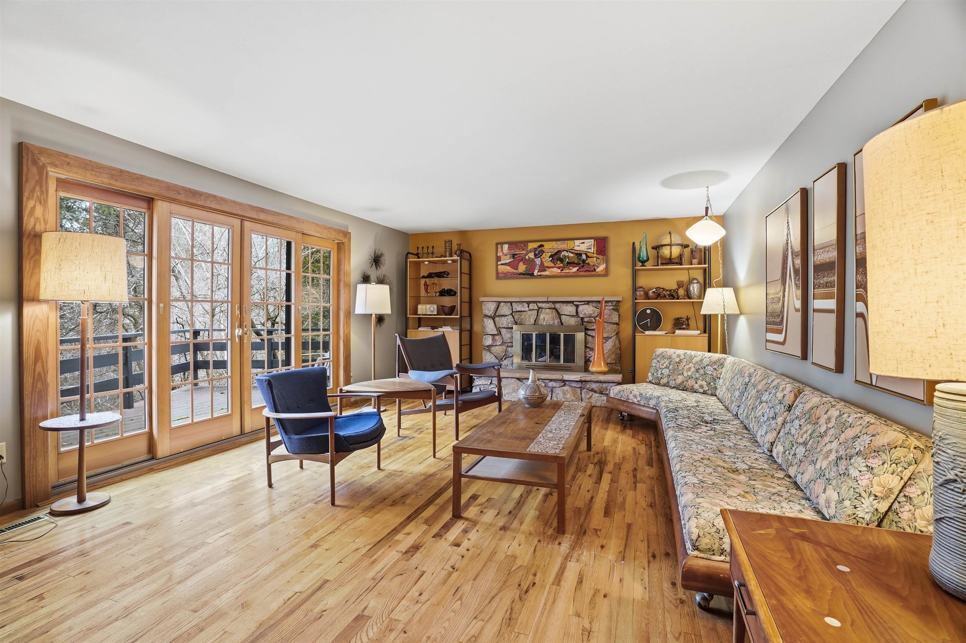 1822 West Toni Rae Drive Spokane, WA 99218 - Photo 3 of 50 Gallery Image 3