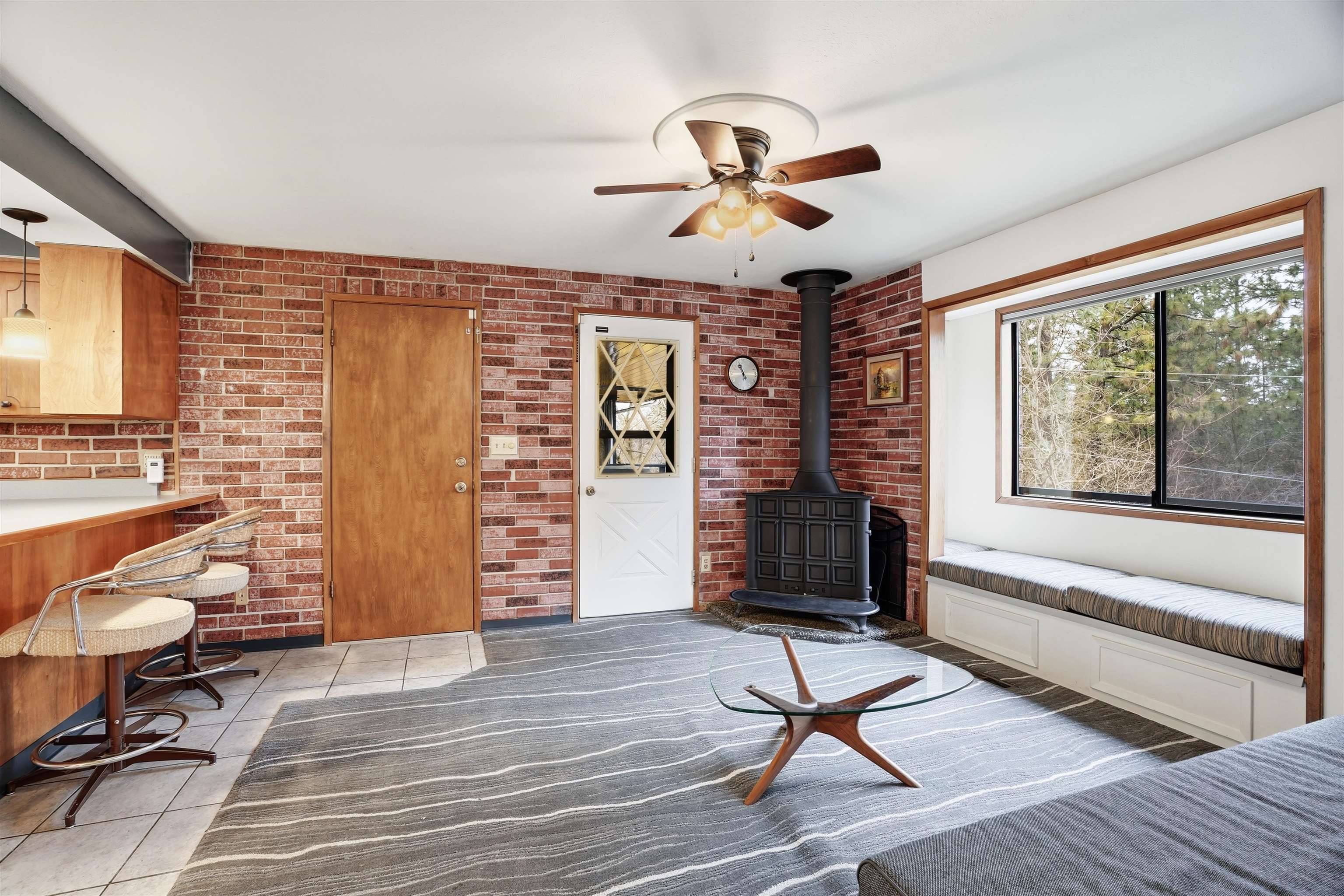 1822 West Toni Rae Drive Spokane, WA 99218 - Photo 8 of 50 Gallery Image 8