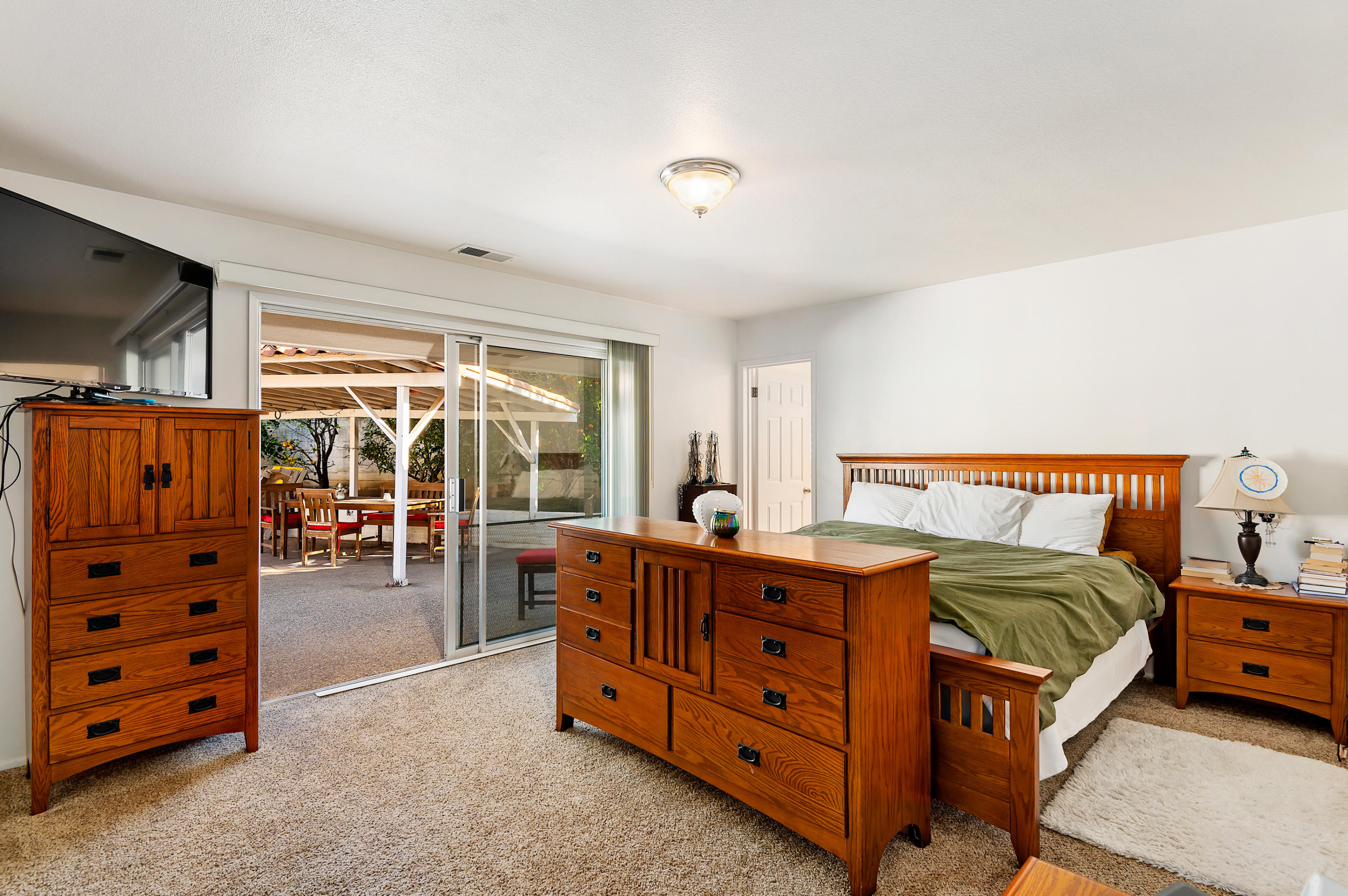 4620 Via Rubi Santa Barbara, CA 93105 - Photo 20 of 39 Primary bedroom