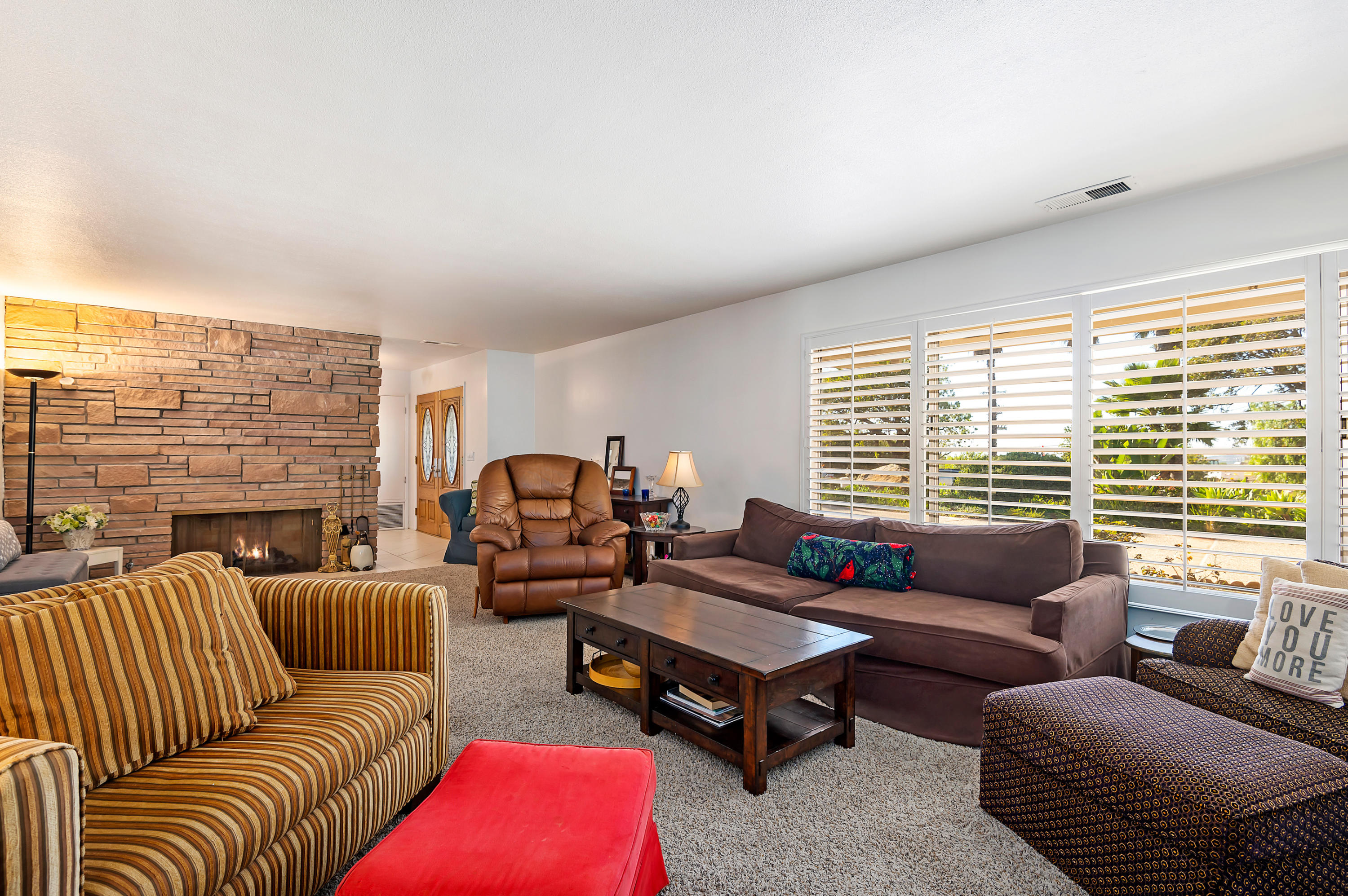 4620 Via Rubi Santa Barbara, CA 93105 - Photo 6 of 39 10 - Living Room