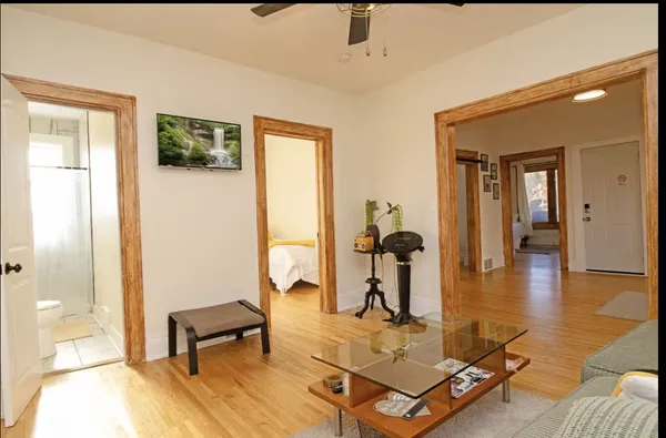 $2,200 | 1211 5th Street Northeast, Unit 1, Minneapolis, MN 55413