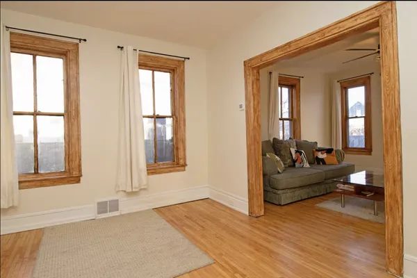 $2,200 | 1211 5th Street Northeast, Unit 1, Minneapolis, MN 55413