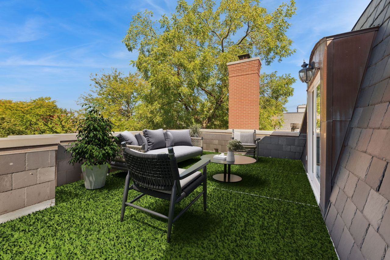 2661 North Dayton Street Chicago, IL 60614 - Photo 29 of 41 a view of a backyard with plants and a garden