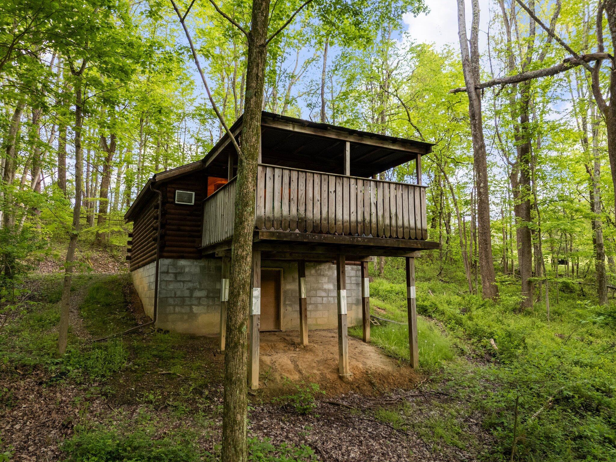 26975 Chapel Ridge Road Logan, OH 43138 - Photo 61 of 98 CABINS