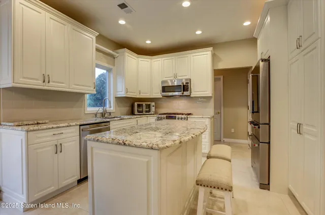 $1,299,000 | 139 Finlay Street | Tottenville