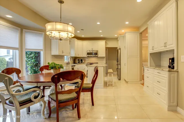 $1,299,000 | 139 Finlay Street | Tottenville