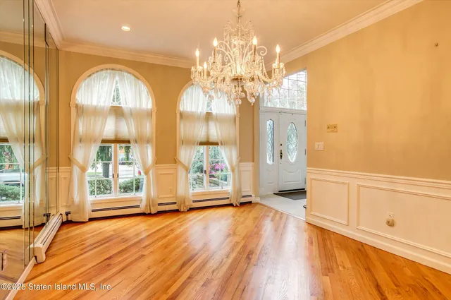 $1,299,000 | 139 Finlay Street | Tottenville