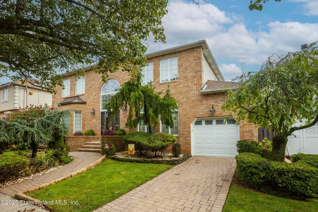$1,299,000 | 139 Finlay Street | Tottenville