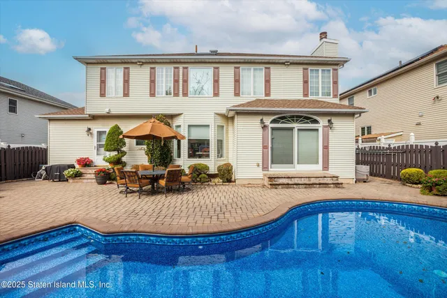 $1,299,000 | 139 Finlay Street | Tottenville