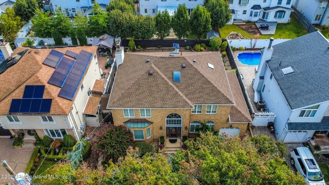 $1,299,000 | 139 Finlay Street | Tottenville