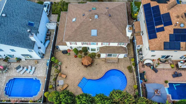 $1,299,000 | 139 Finlay Street | Tottenville