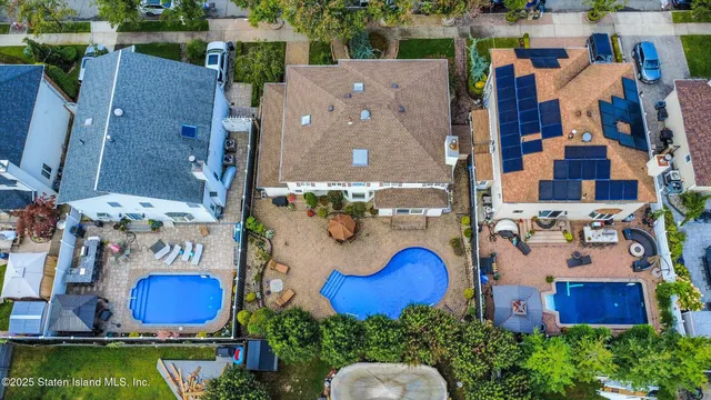 $1,299,000 | 139 Finlay Street | Tottenville