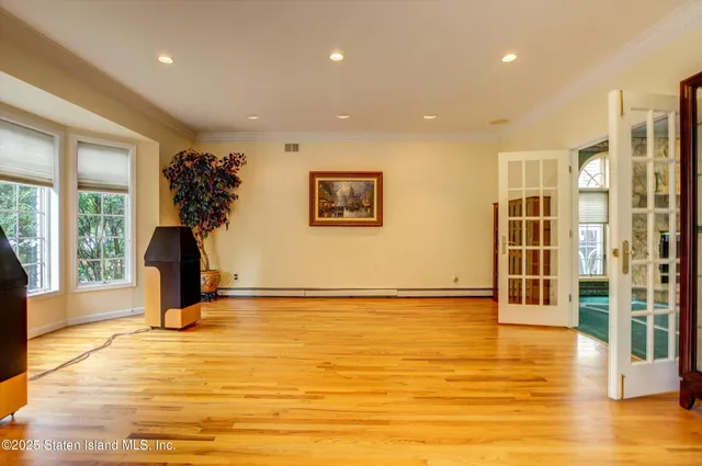 $1,299,000 | 139 Finlay Street | Tottenville