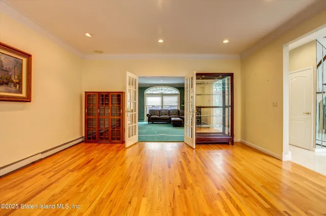 $1,299,000 | 139 Finlay Street | Tottenville