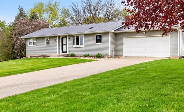 $424,900 | 4210 Old Deerfield Road, Deerfield, WI 53531