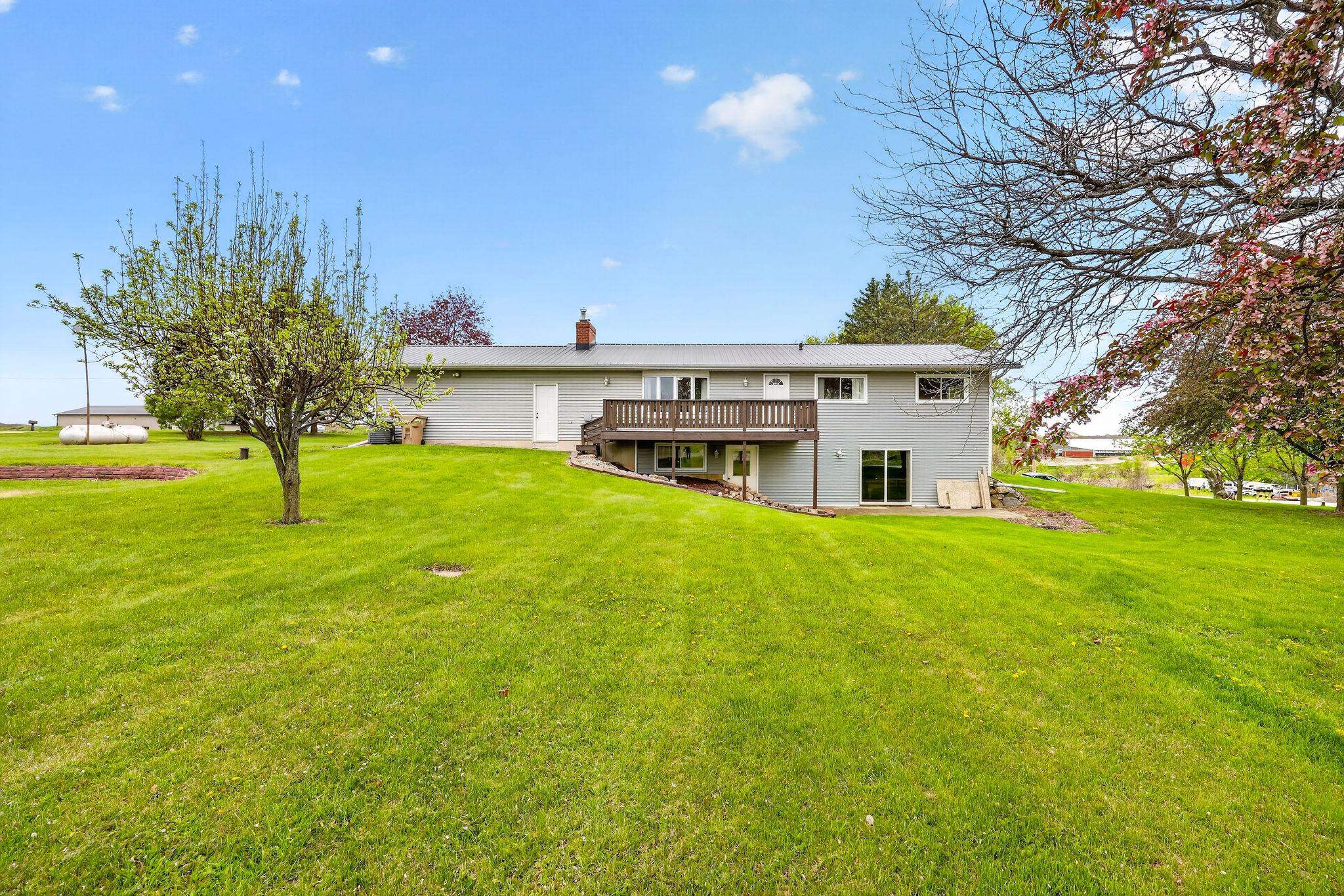 4210 Old Deerfield Road Deerfield, WI 53531 - Photo 40 of 62