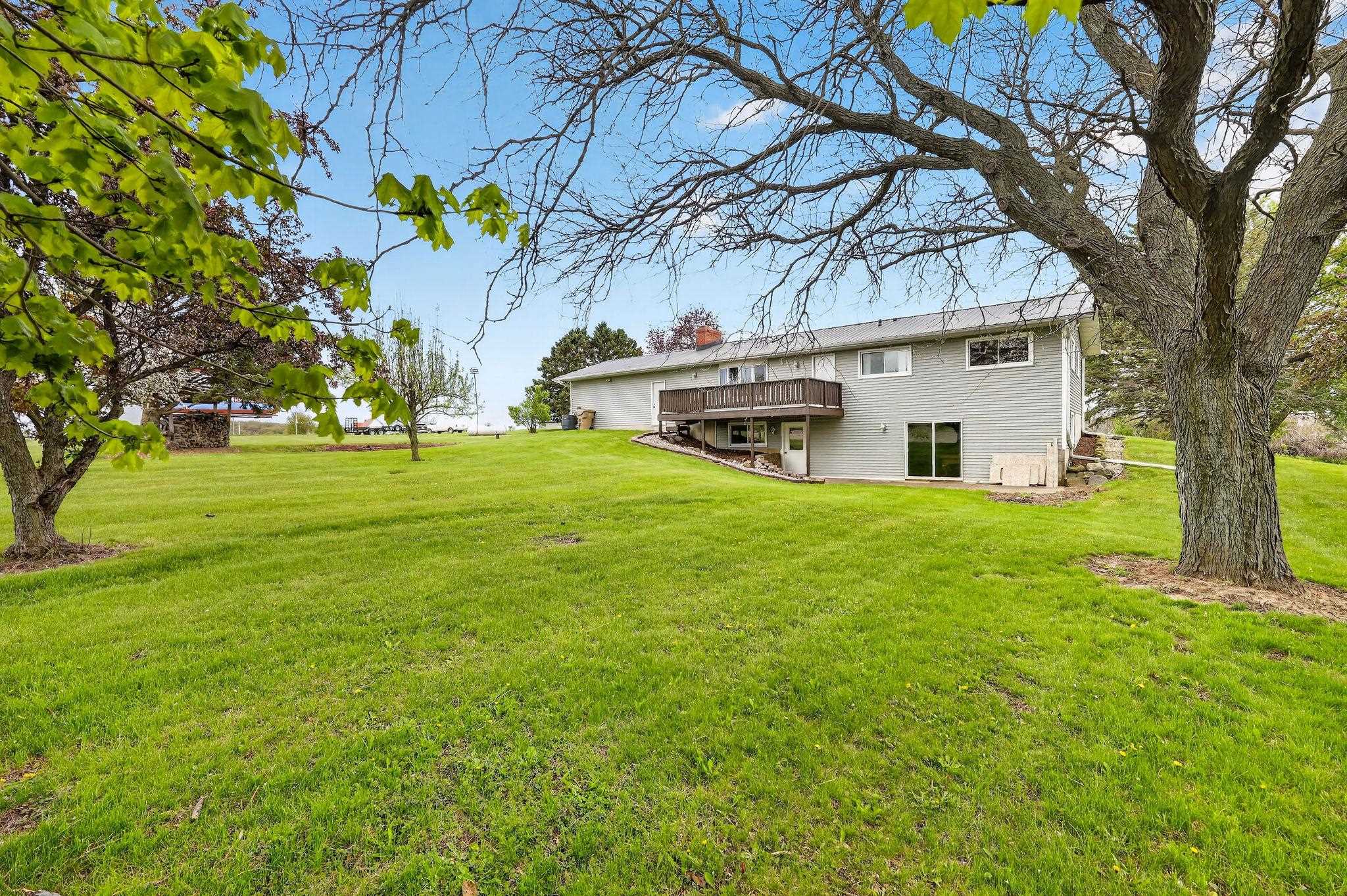 4210 Old Deerfield Road Deerfield, WI 53531 - Photo 41 of 62