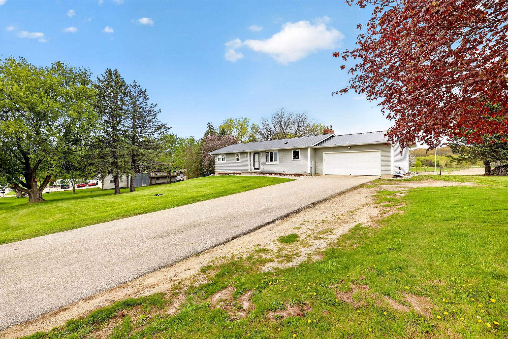 4210 Old Deerfield Road Deerfield, WI 53531 - Photo 61 of 62