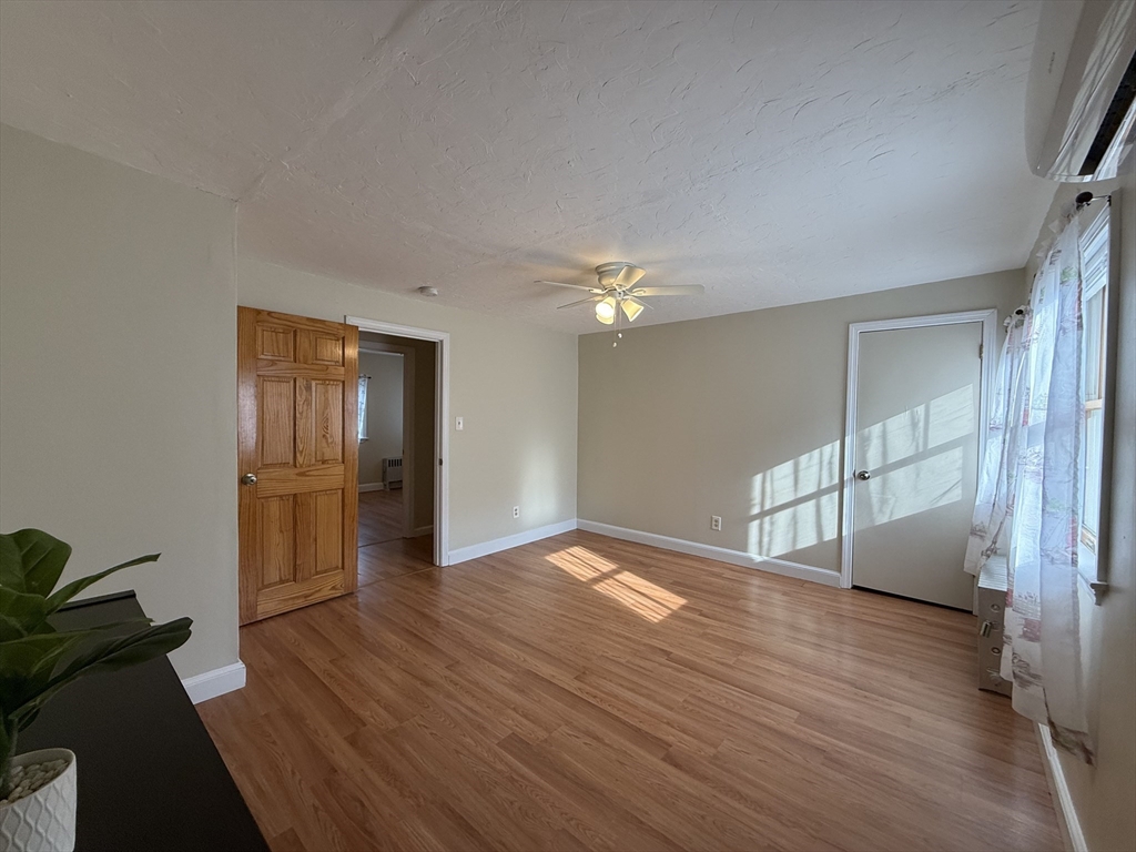 11 Amherst Street Worcester, MA 01602 - Photo 15 of 30