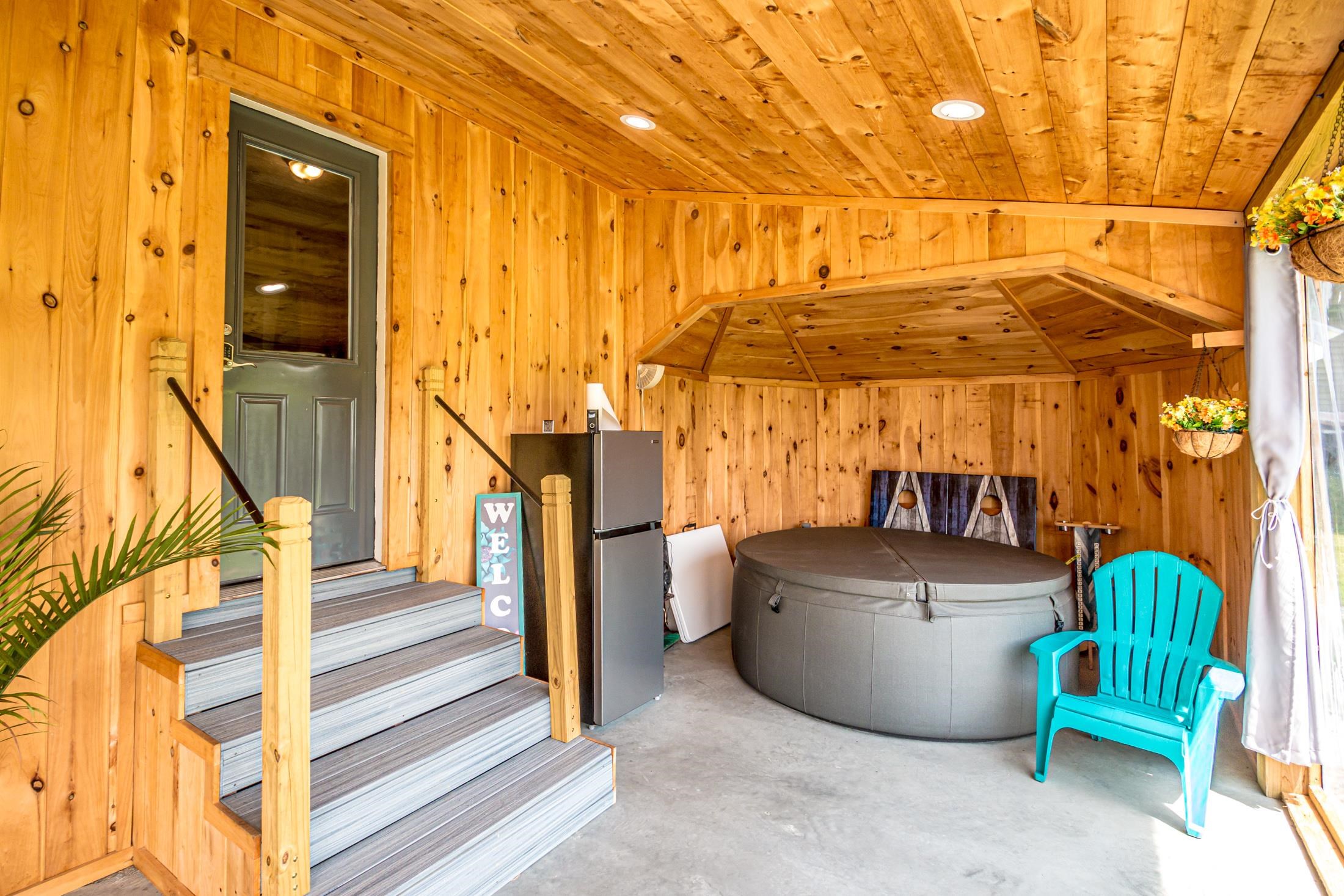 105 West Main Street Lunenburg, VT 05906 - Photo 5 of 54