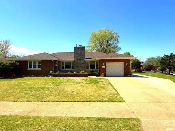 $175,000 | 1711 Short Drive, Pekin, IL 61554