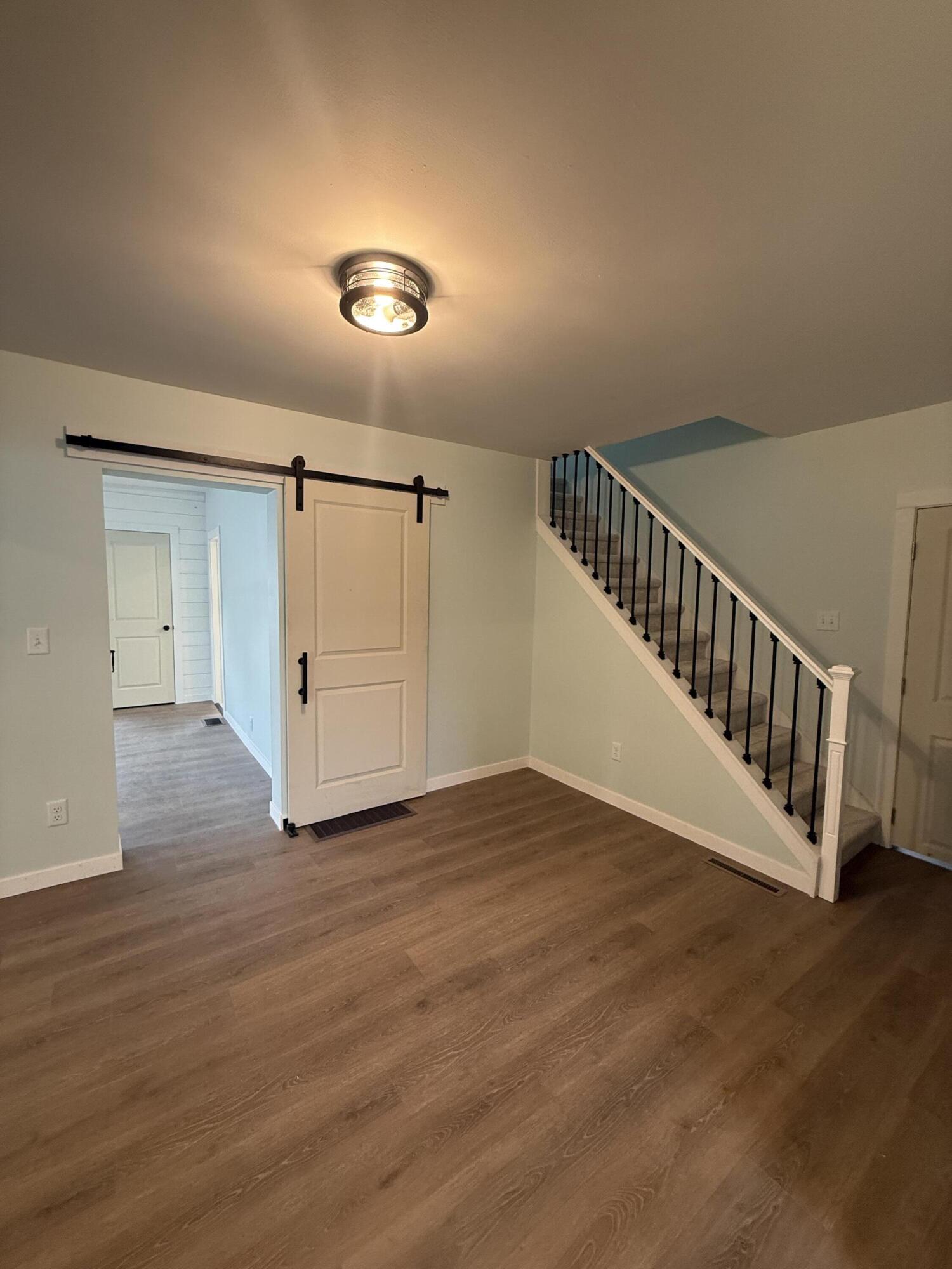 340 High View Street Watervliet, MI 49098 - Photo 8 of 19 IMG_5276