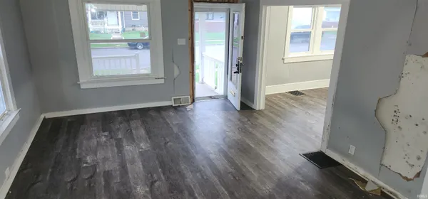 $79,900 | 4025 South Calhoun Street, Fort Wayne, IN 46806