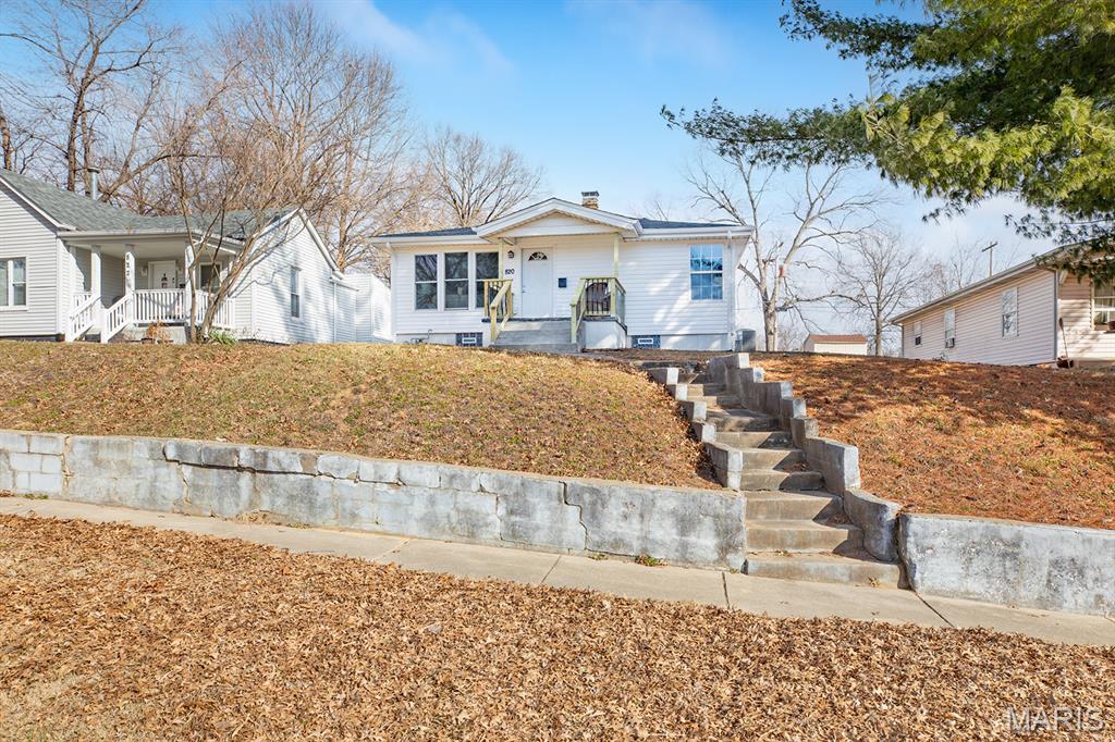 820 Highland Street Edwardsville, IL 62025 - Photo 3 of 34