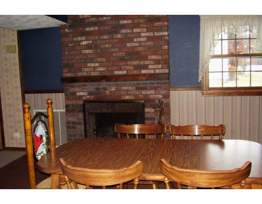 69 Bicknell Road Billerica, MA 01821 - Photo 5 of 12 Gallery Image 5
