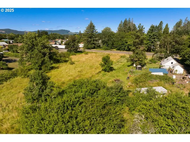 $220,000 | Territorial Highway, Elmira, OR 97437