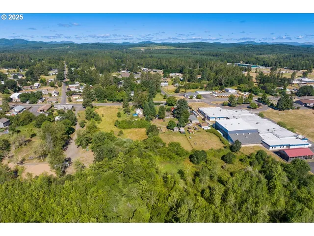 $220,000 | Territorial Highway, Elmira, OR 97437