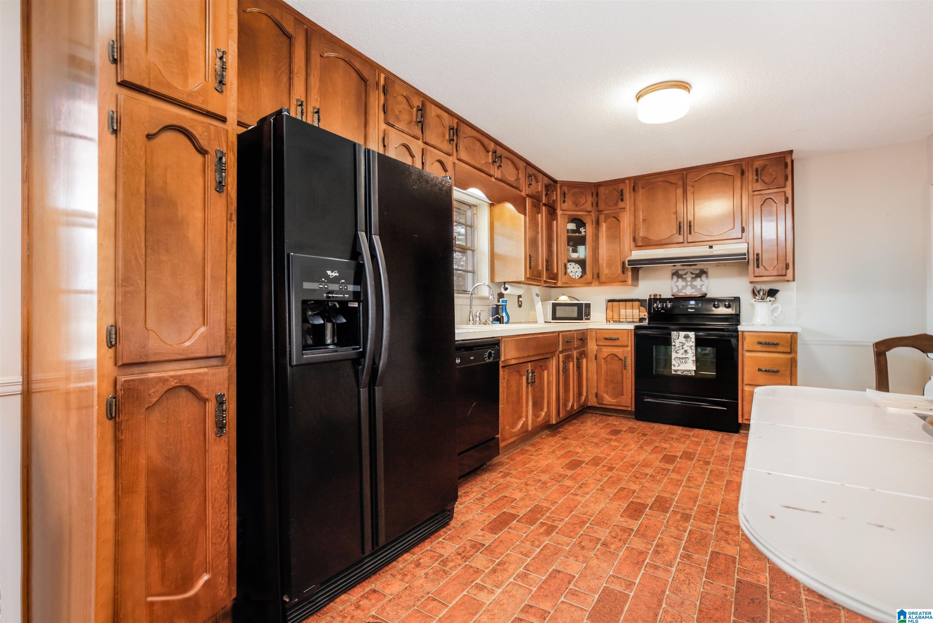 213 Redstone Way Birmingham, AL 35215 - Photo 4 of 33
